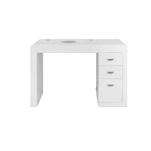 weißer Maniküre -Maniküre -Lap Desk